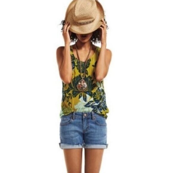 CAbi Style #286 Silk Blend Bali Floral Tank Top Women Small - Picture 2 of 10